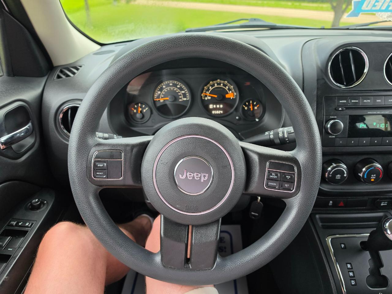 Jeep Patriot Sport 2WD 2014