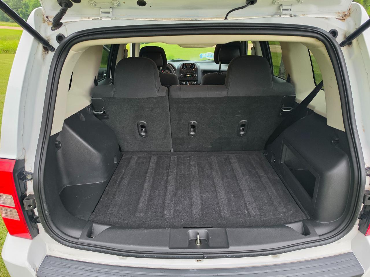 Jeep Patriot Sport 2WD 2014