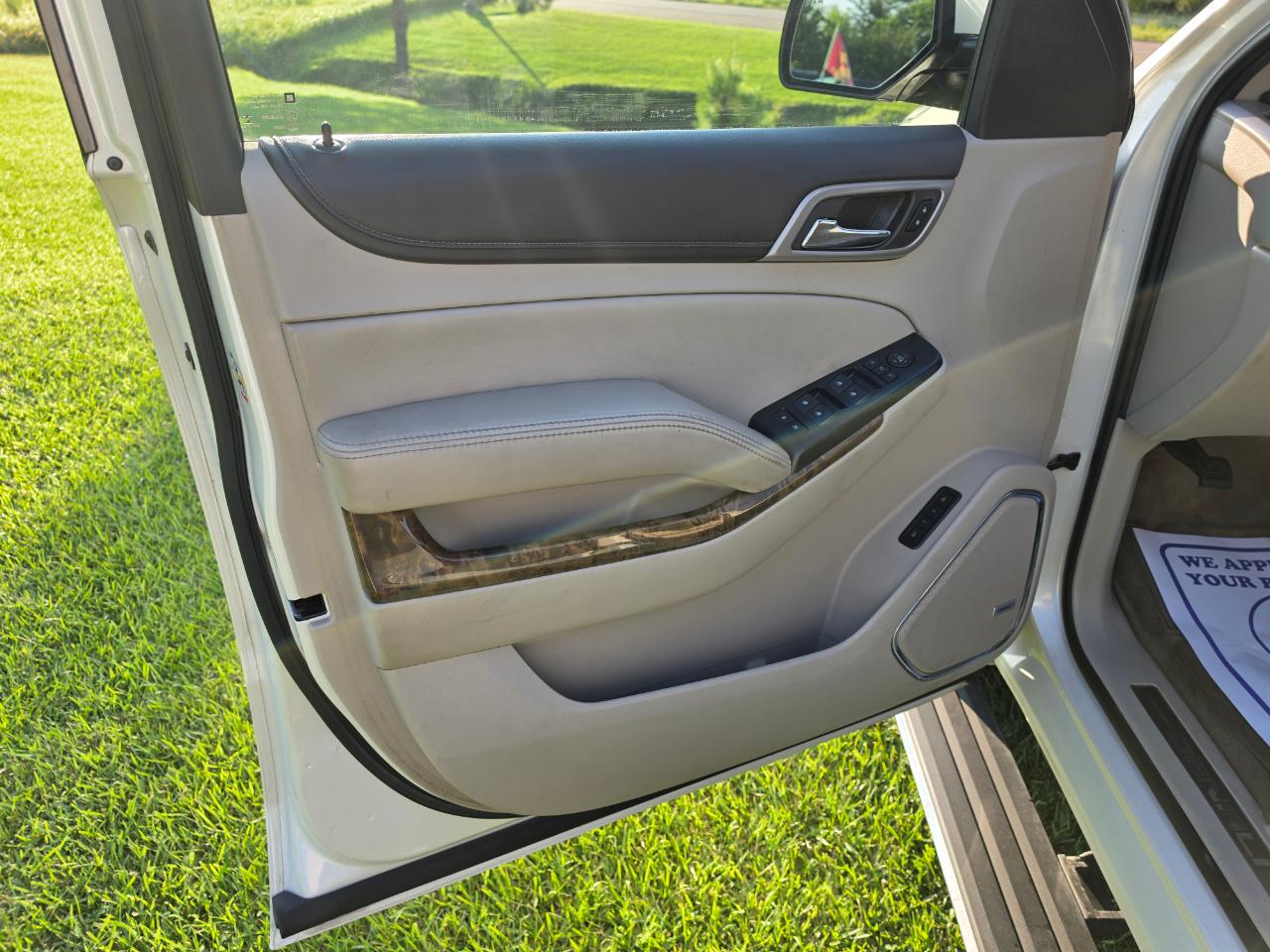 GMC Yukon Denali 4WD 2015