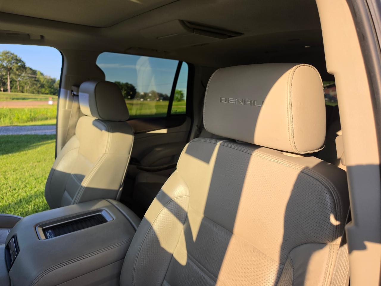 GMC Yukon Denali 4WD 2015
