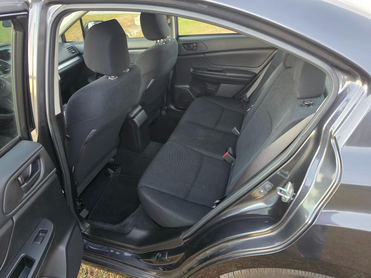 Subaru Impreza Base 4-Door 2014