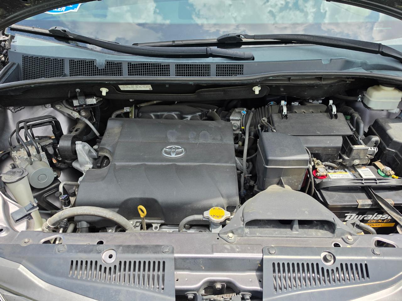 Toyota Sienna  2013
