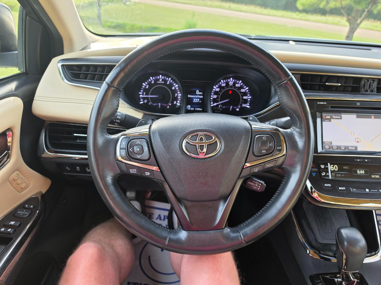 Toyota Avalon XLE 2018