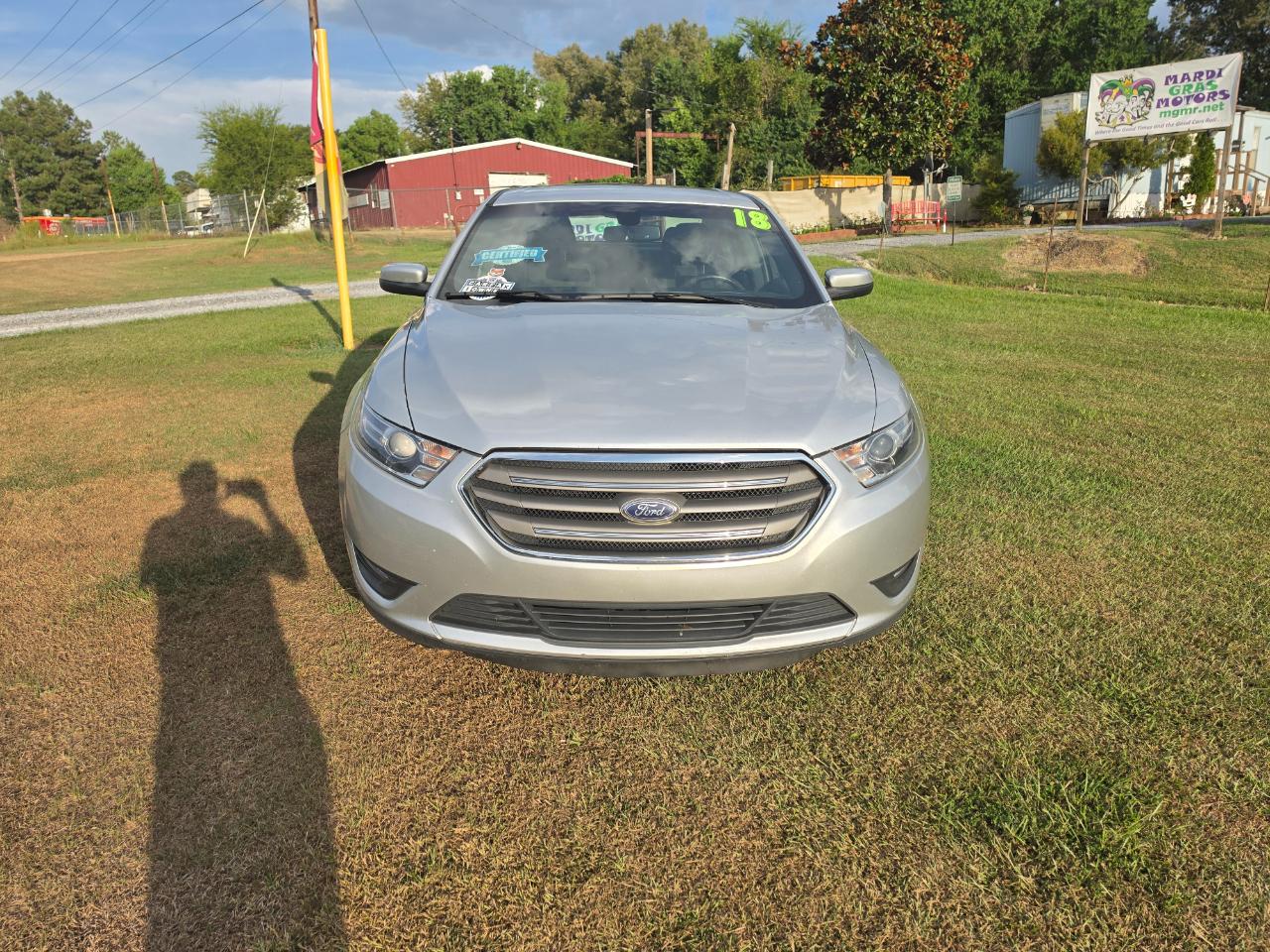 Ford Taurus SEL FWD 2018