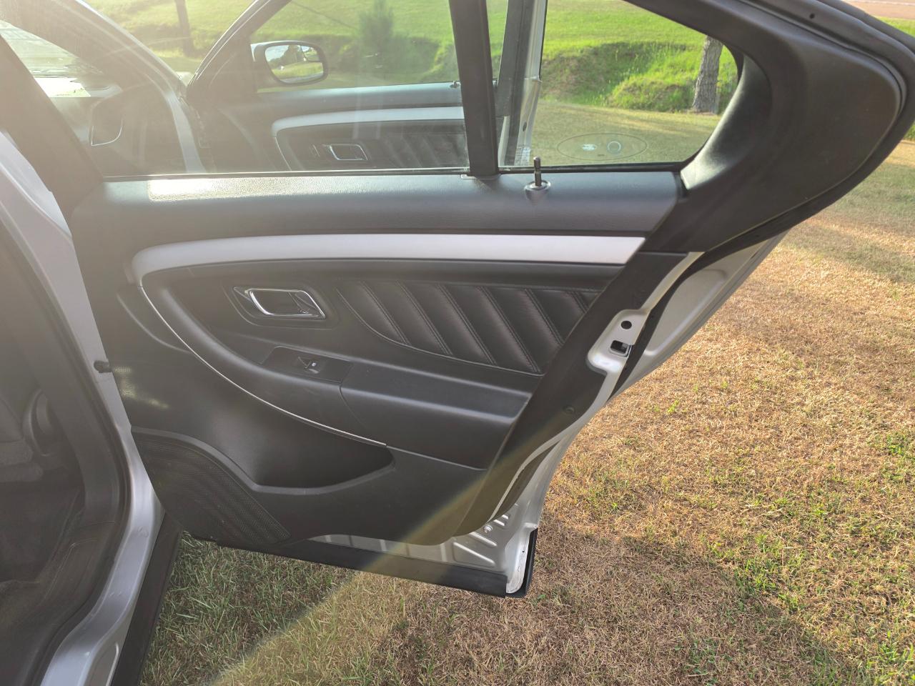 Ford Taurus SEL FWD 2018
