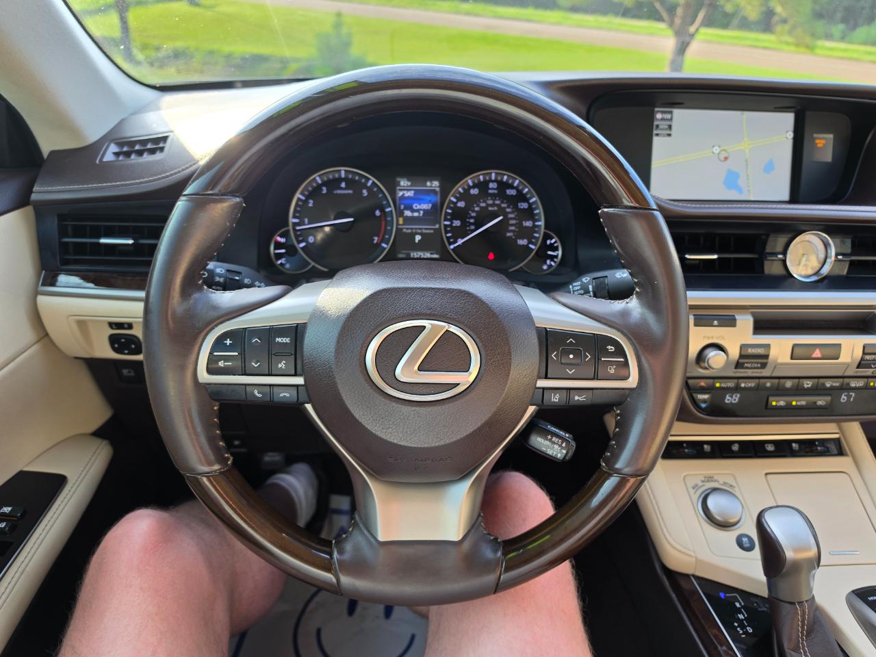 Lexus ES 350 Sedan 2017