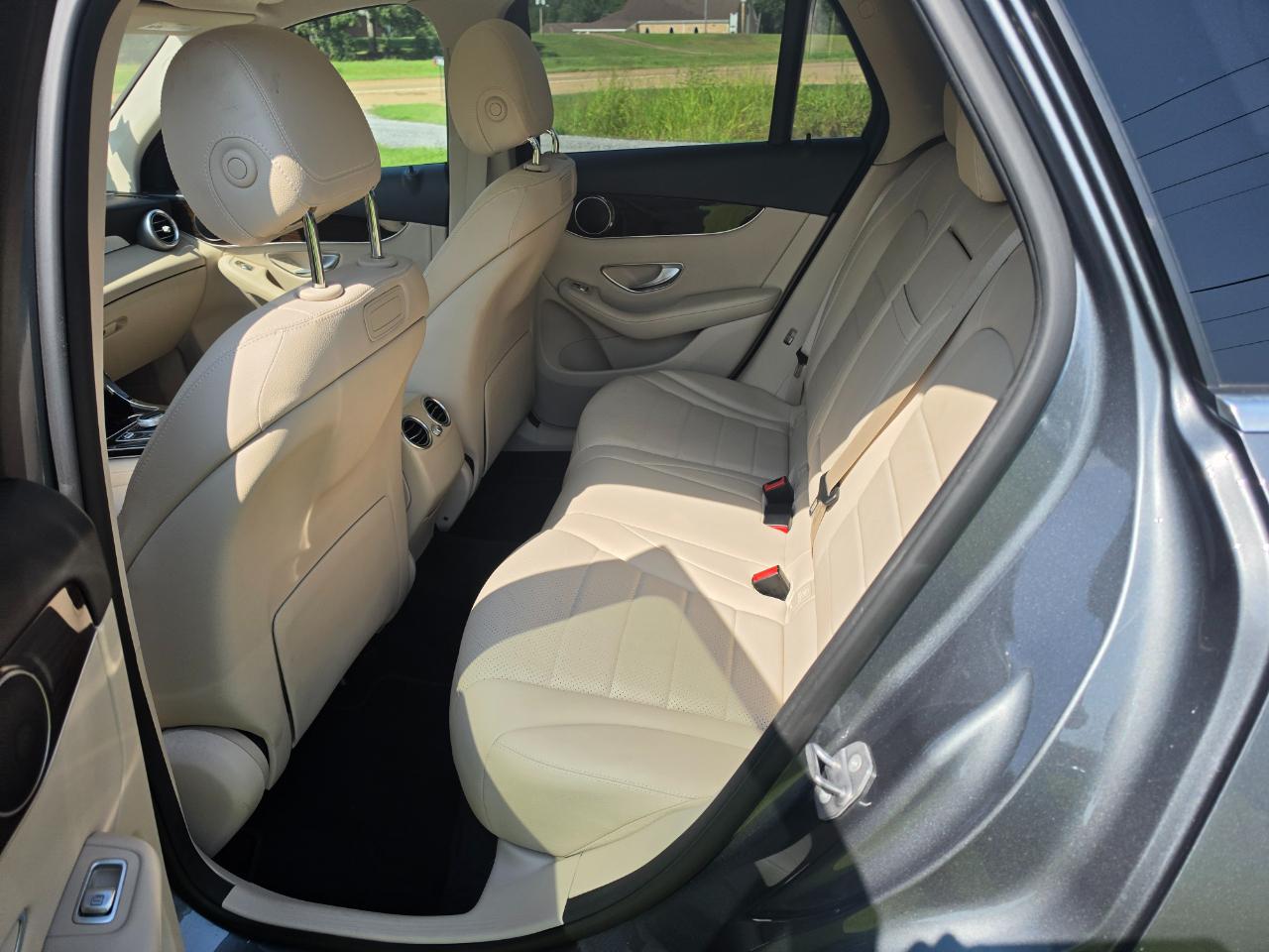 Mercedes-Benz GLC-Class GLC300 2018