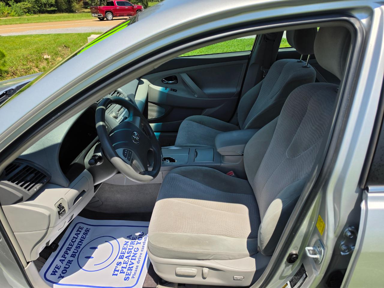 Toyota Camry Base 6-Spd AT 2011