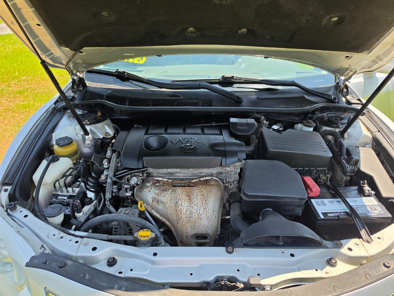 Toyota Camry Base 6-Spd AT 2011