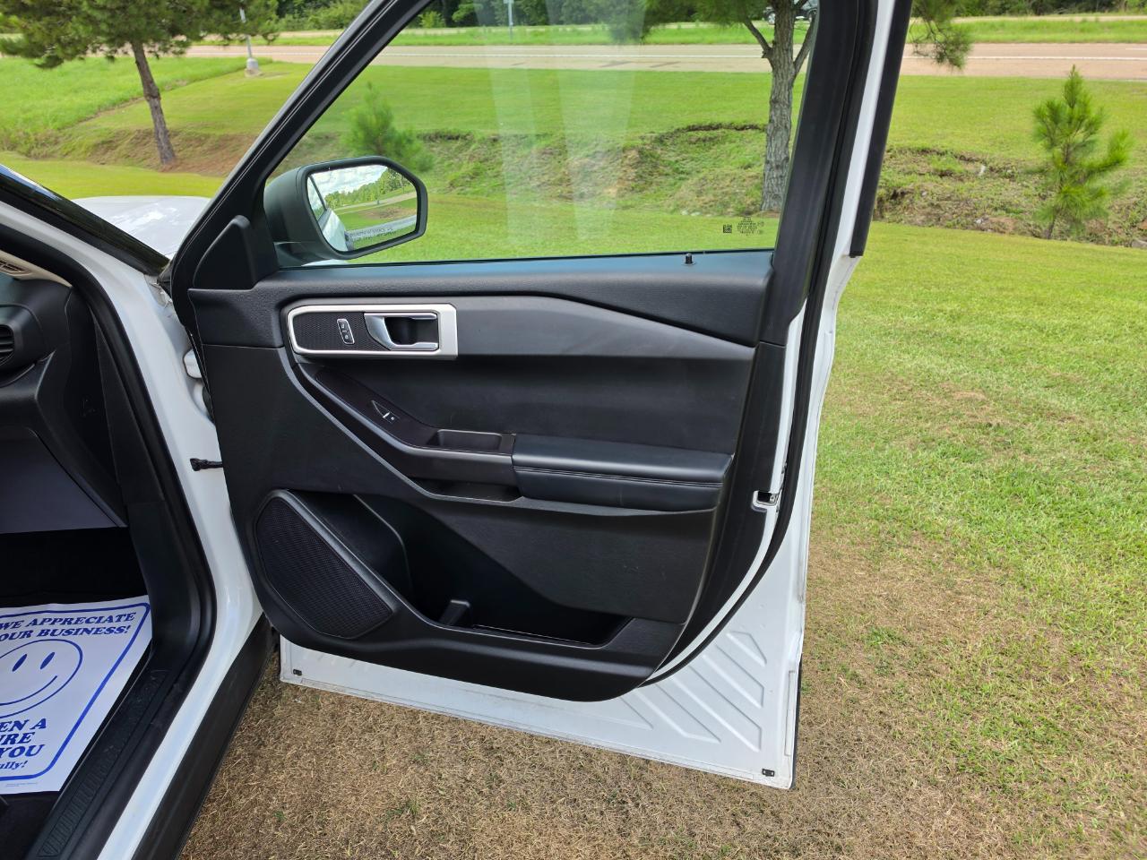 Ford Explorer Base AWD 2020