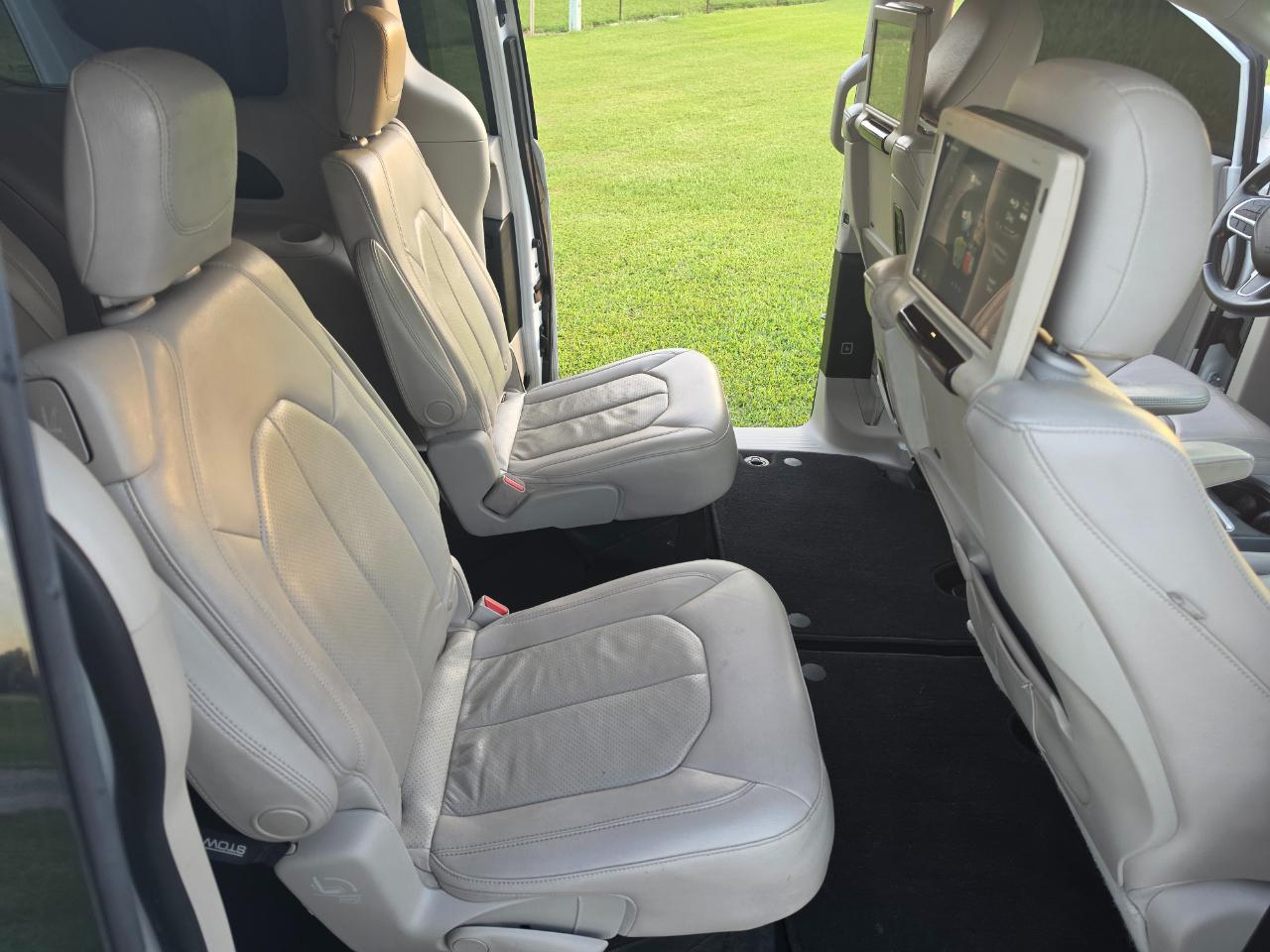 Chrysler Pacifica Touring-L Plus 2018