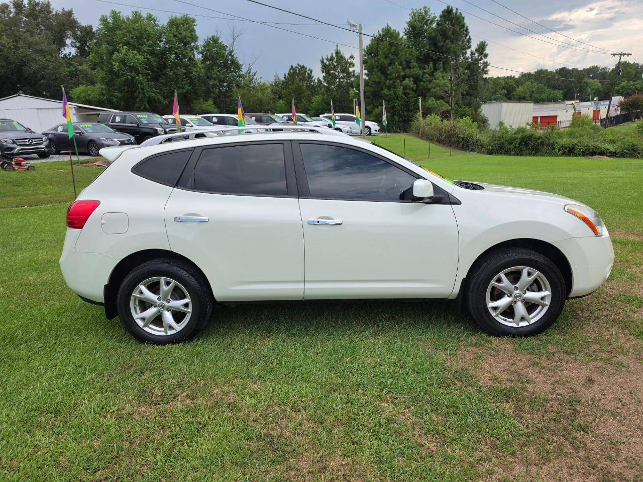 Nissan Rogue SL 2WD 2010