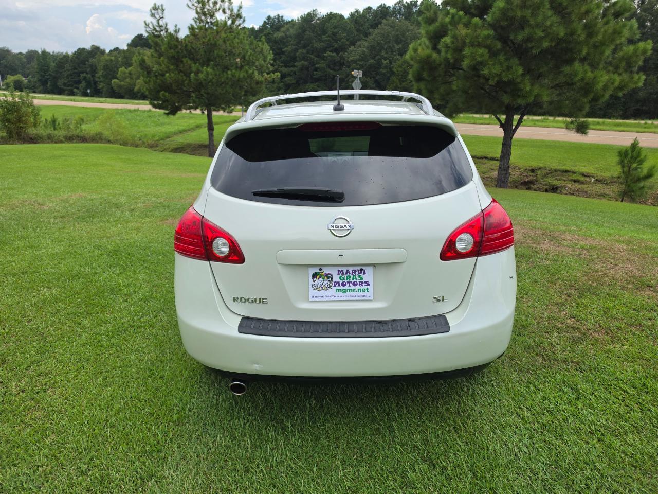 Nissan Rogue SL 2WD 2010