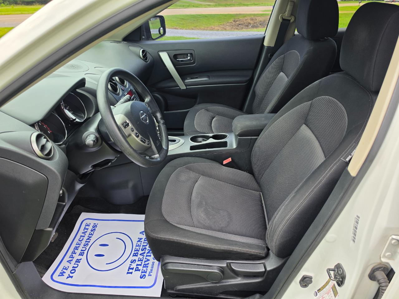 Nissan Rogue SL 2WD 2010