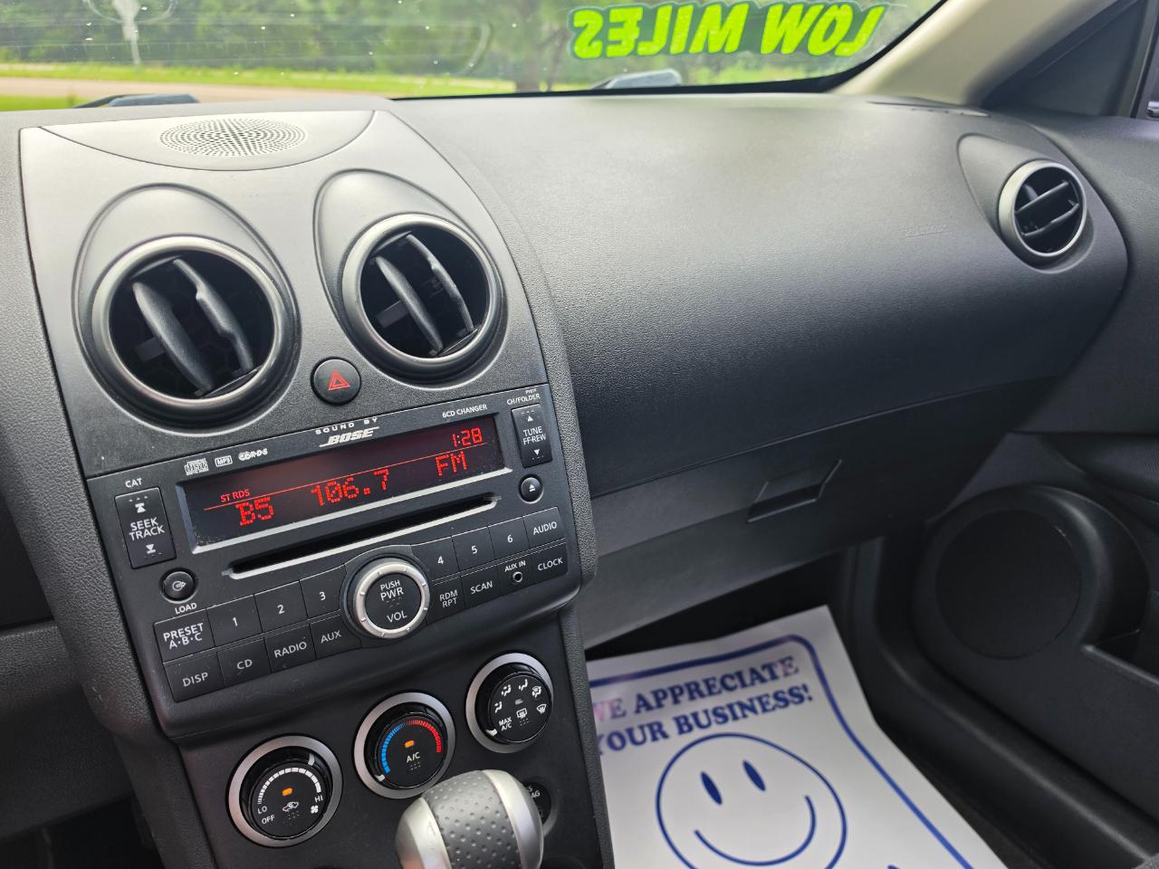 Nissan Rogue SL 2WD 2010