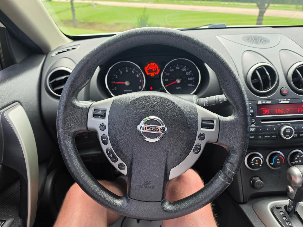 Nissan Rogue SL 2WD 2010