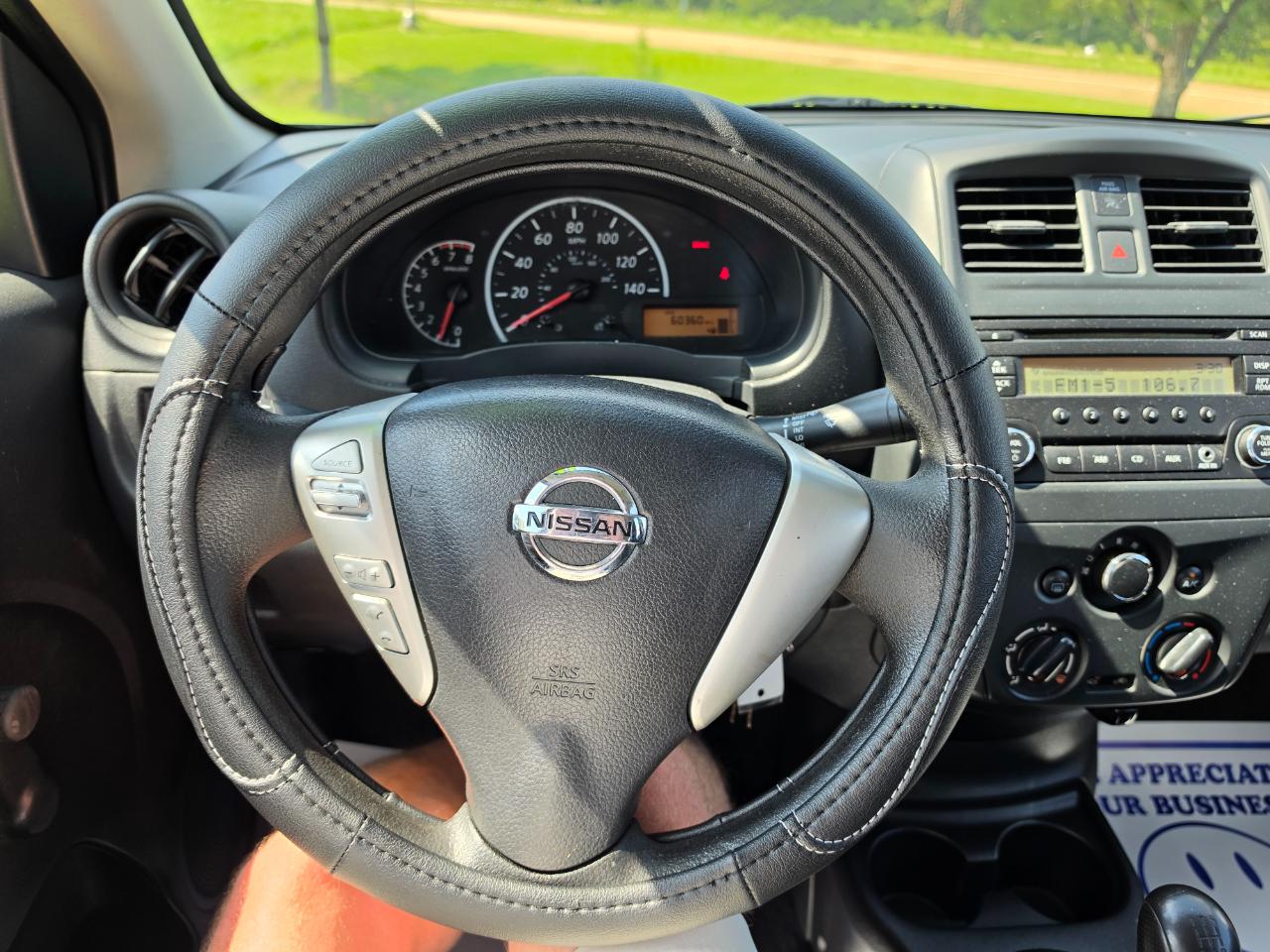 Nissan Versa 1.6 S 5M 2016