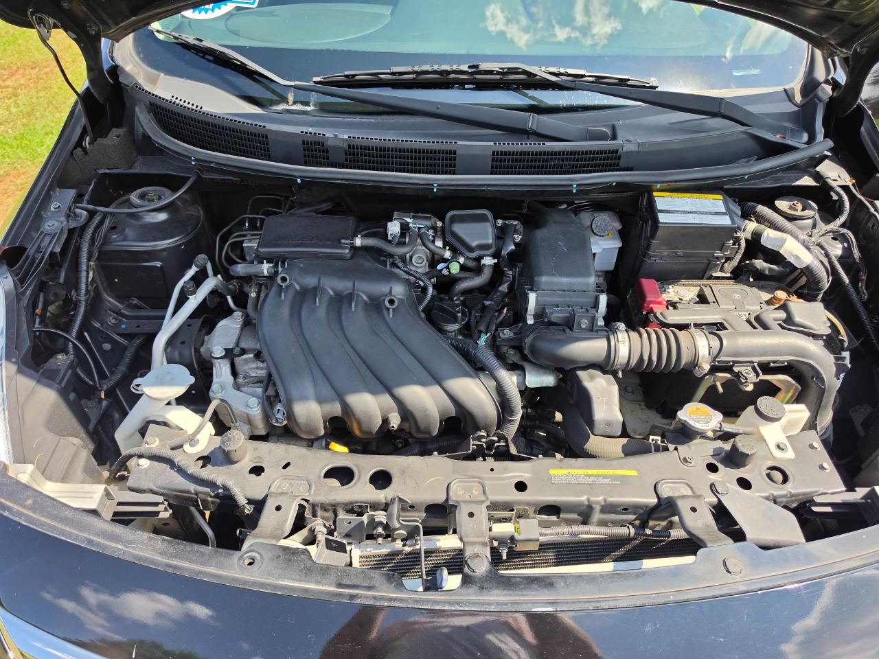 Nissan Versa 1.6 S 5M 2016