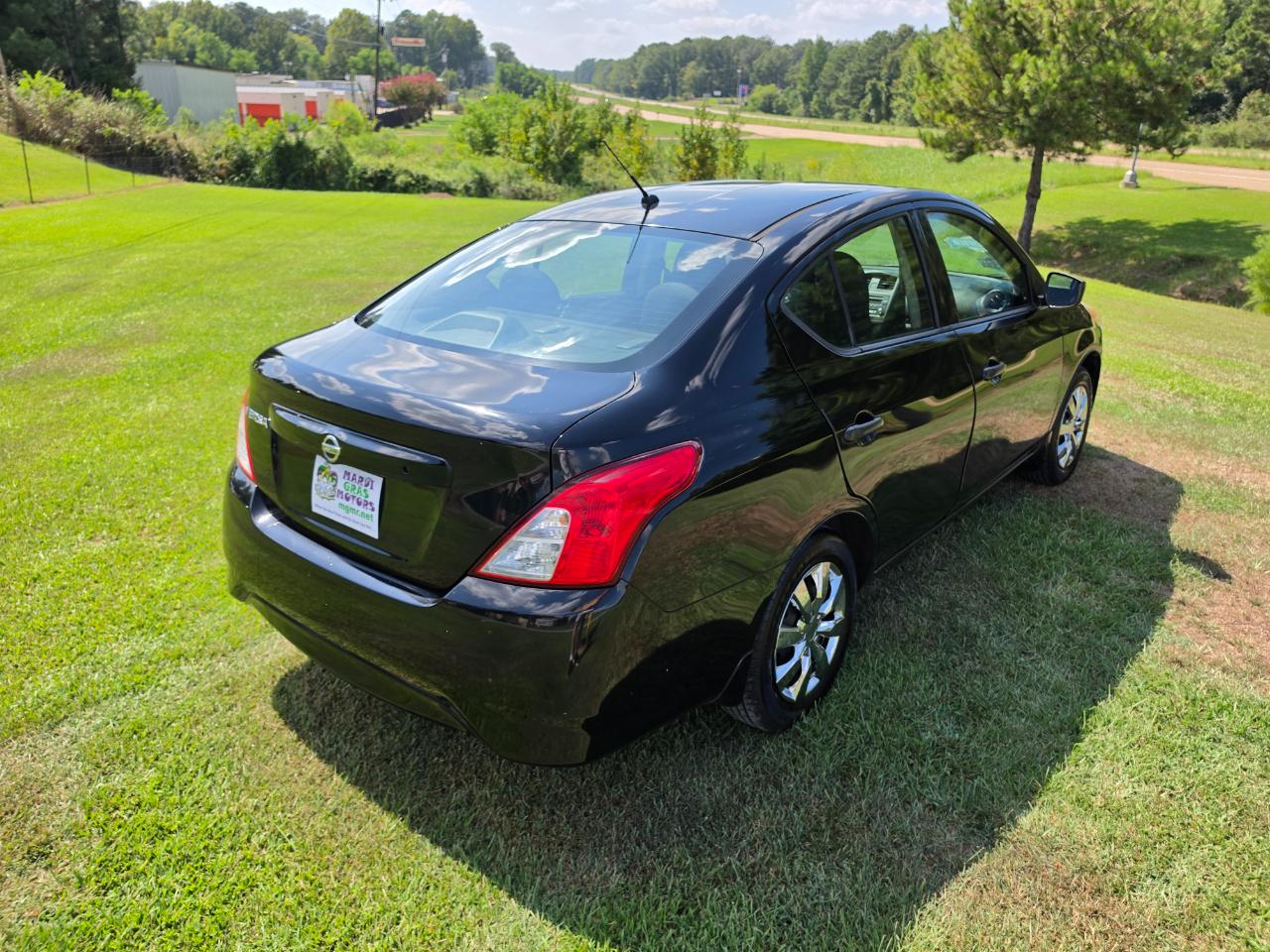 Nissan Versa 1.6 S 5M 2016