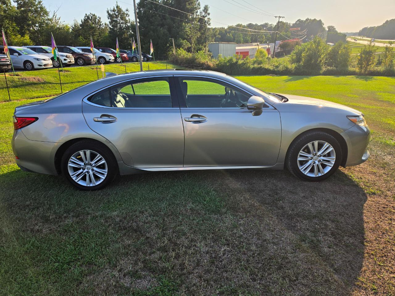 Lexus ES 350 Sedan 2015