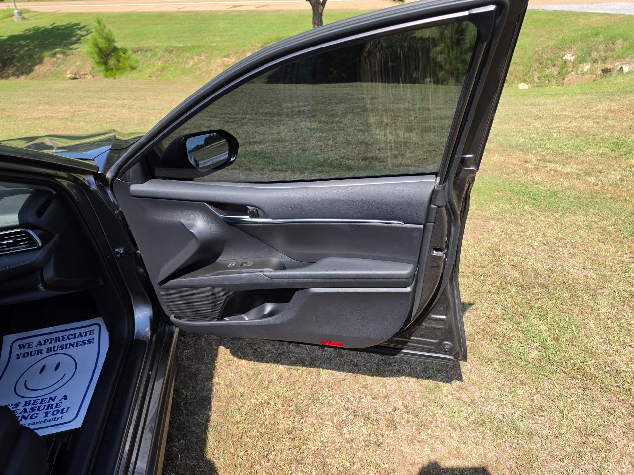 Toyota Camry SE 2024