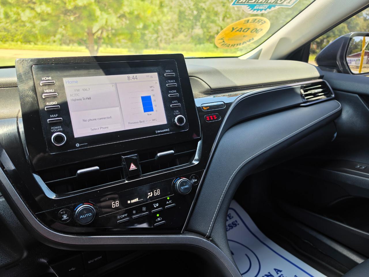 Toyota Camry SE 2024