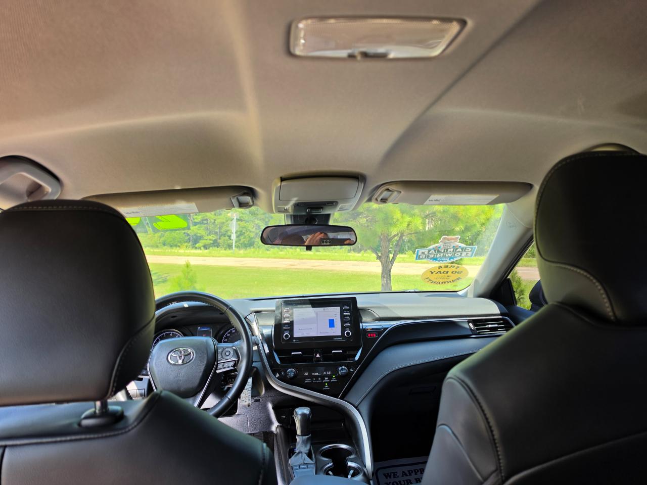 Toyota Camry SE 2024