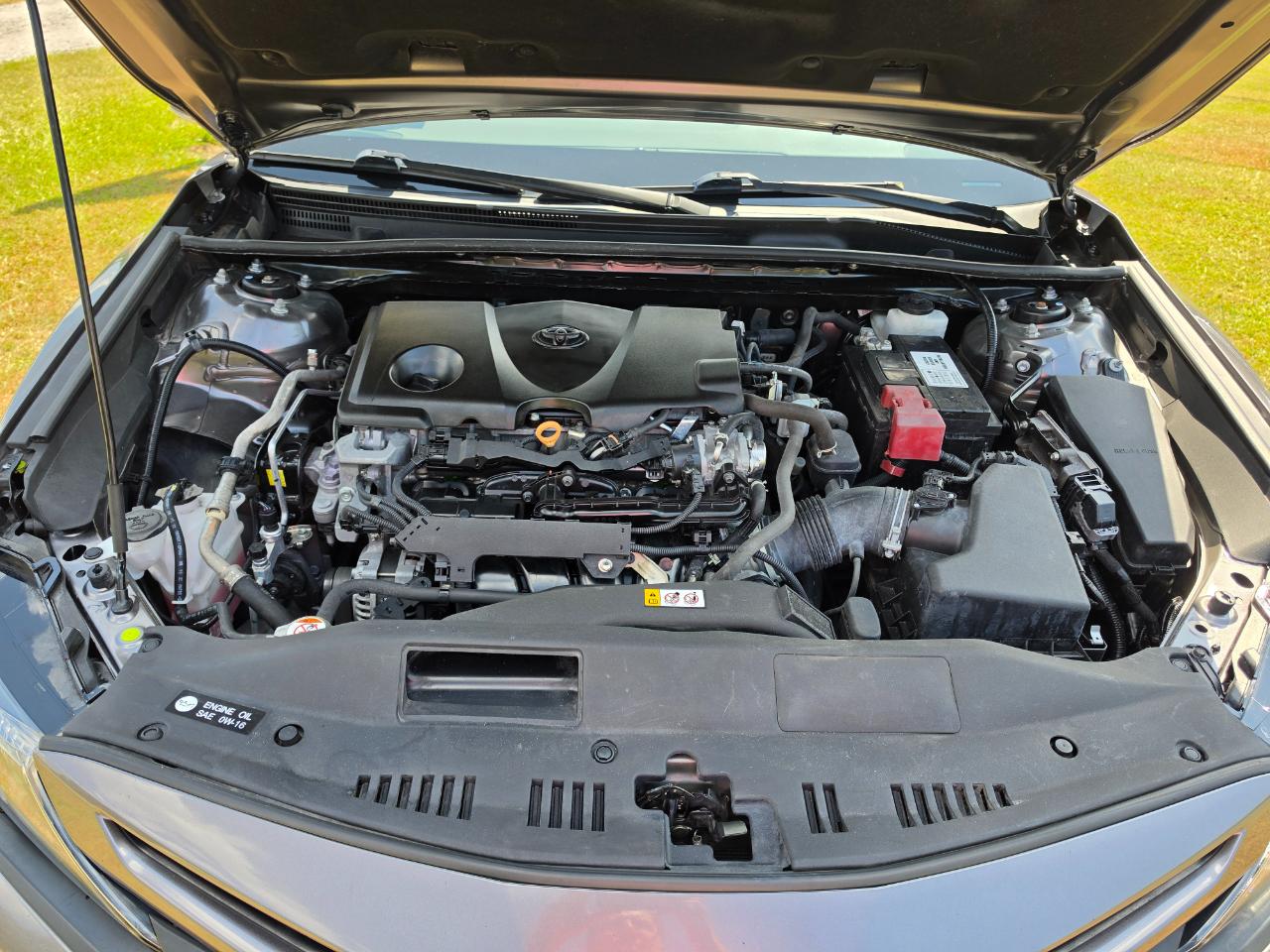 Toyota Camry SE 2024