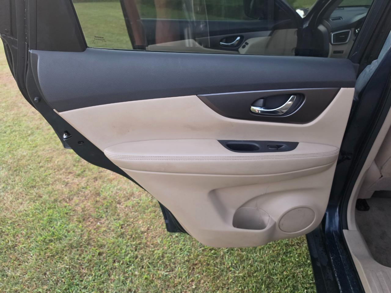 Nissan Rogue S 2WD 2015