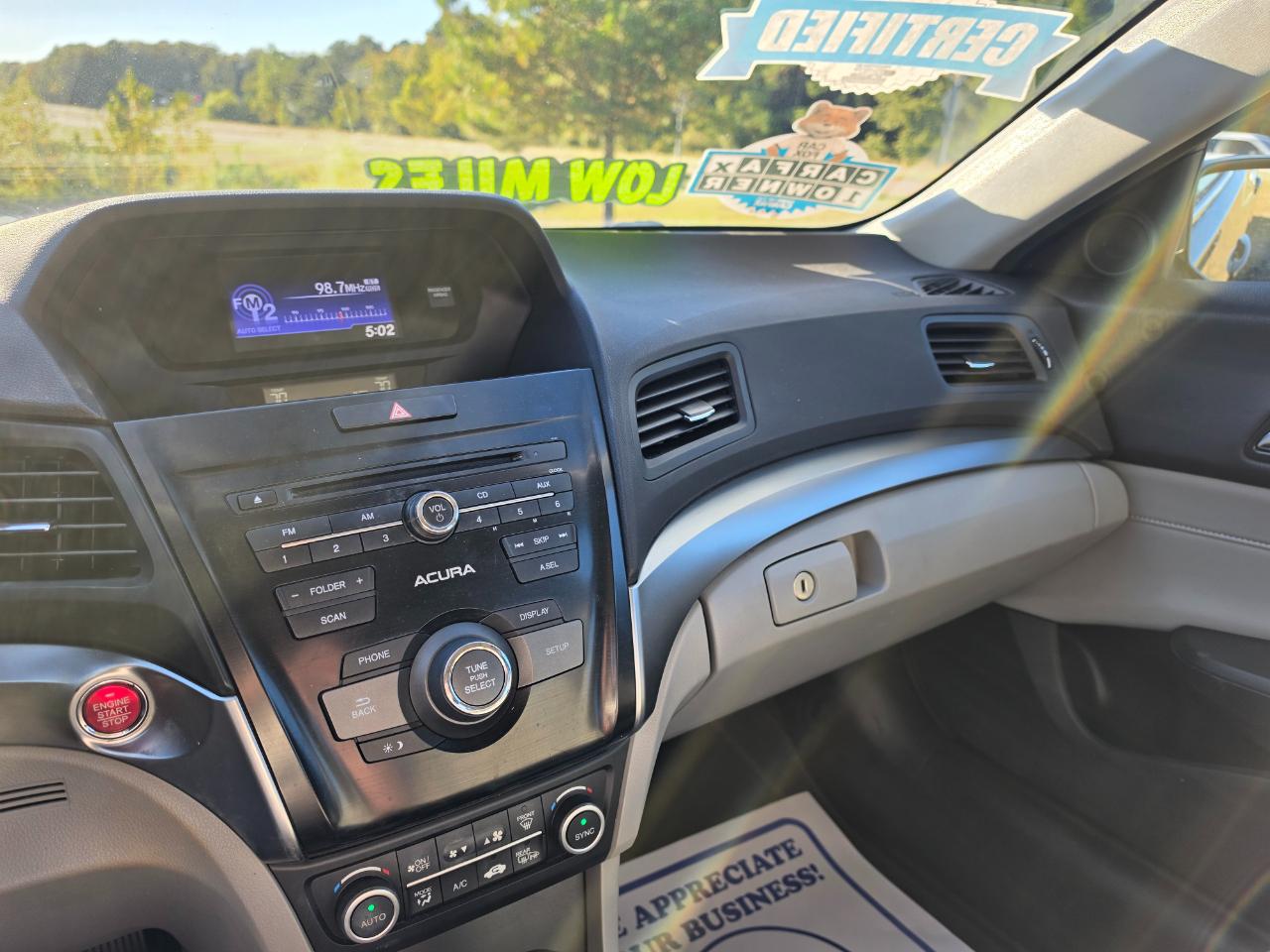 Acura ILX 8-Spd AT w/ AcuraWatch Plus Package 2017