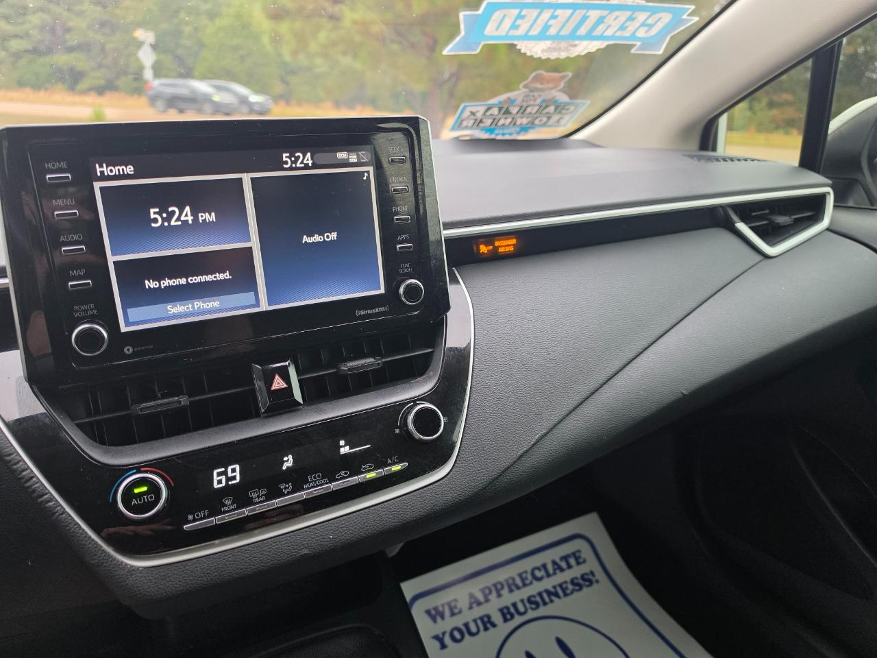 Toyota Corolla LE 2021