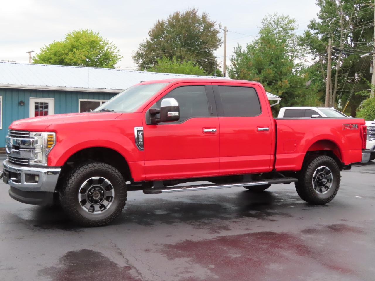 2019 Ford F-250 Lariat photo 2