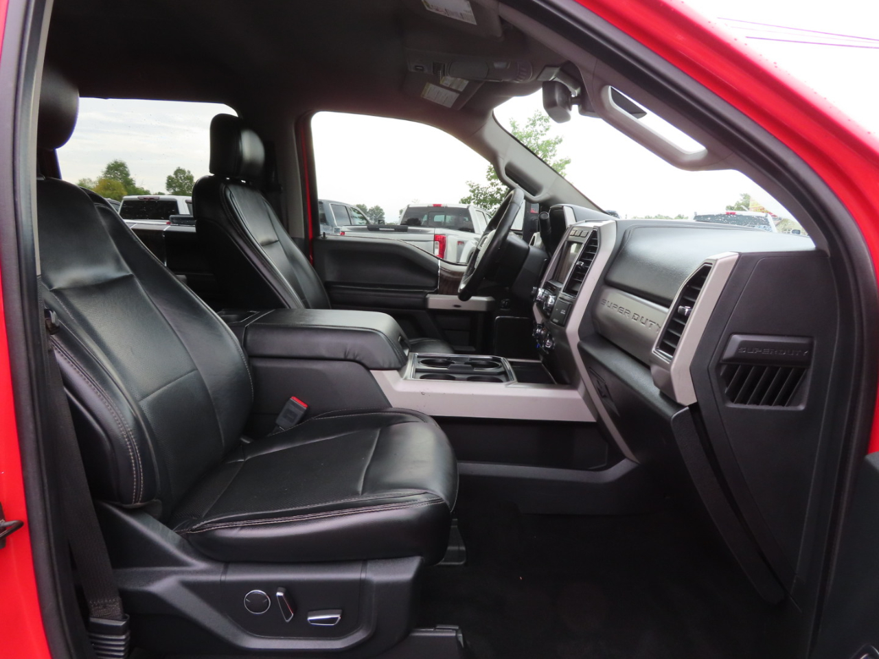 2019 Ford F-250 Lariat photo 40