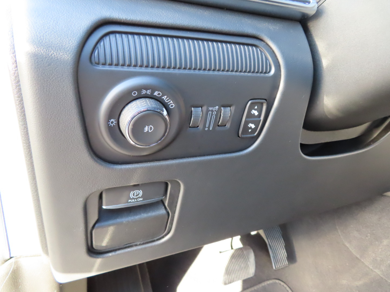 2024 Jeep Grand Wagoneer L II photo 26