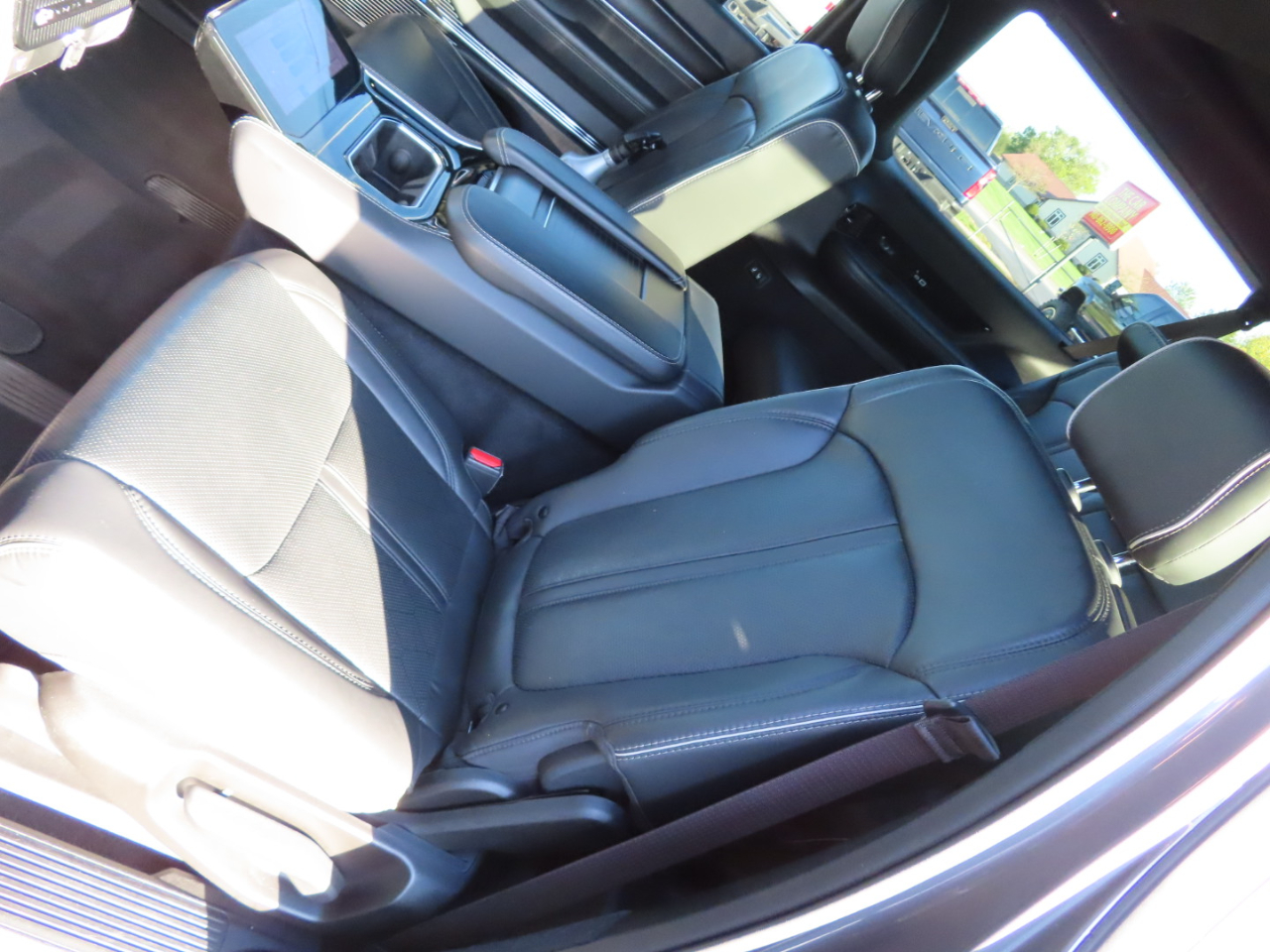 2024 Jeep Grand Wagoneer L II photo 36