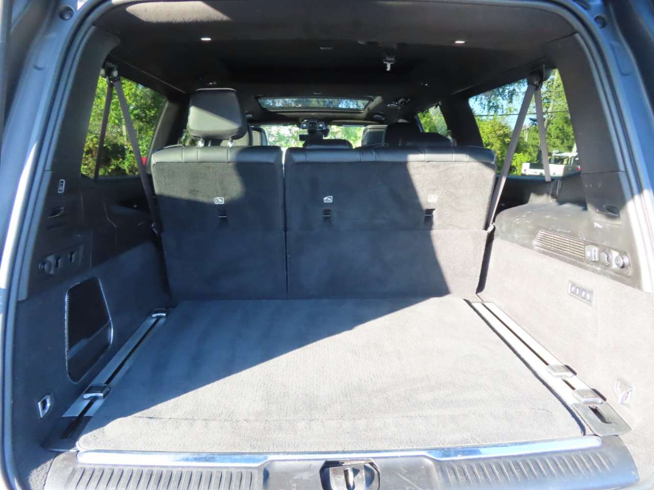 2024 Jeep Grand Wagoneer L II photo 42