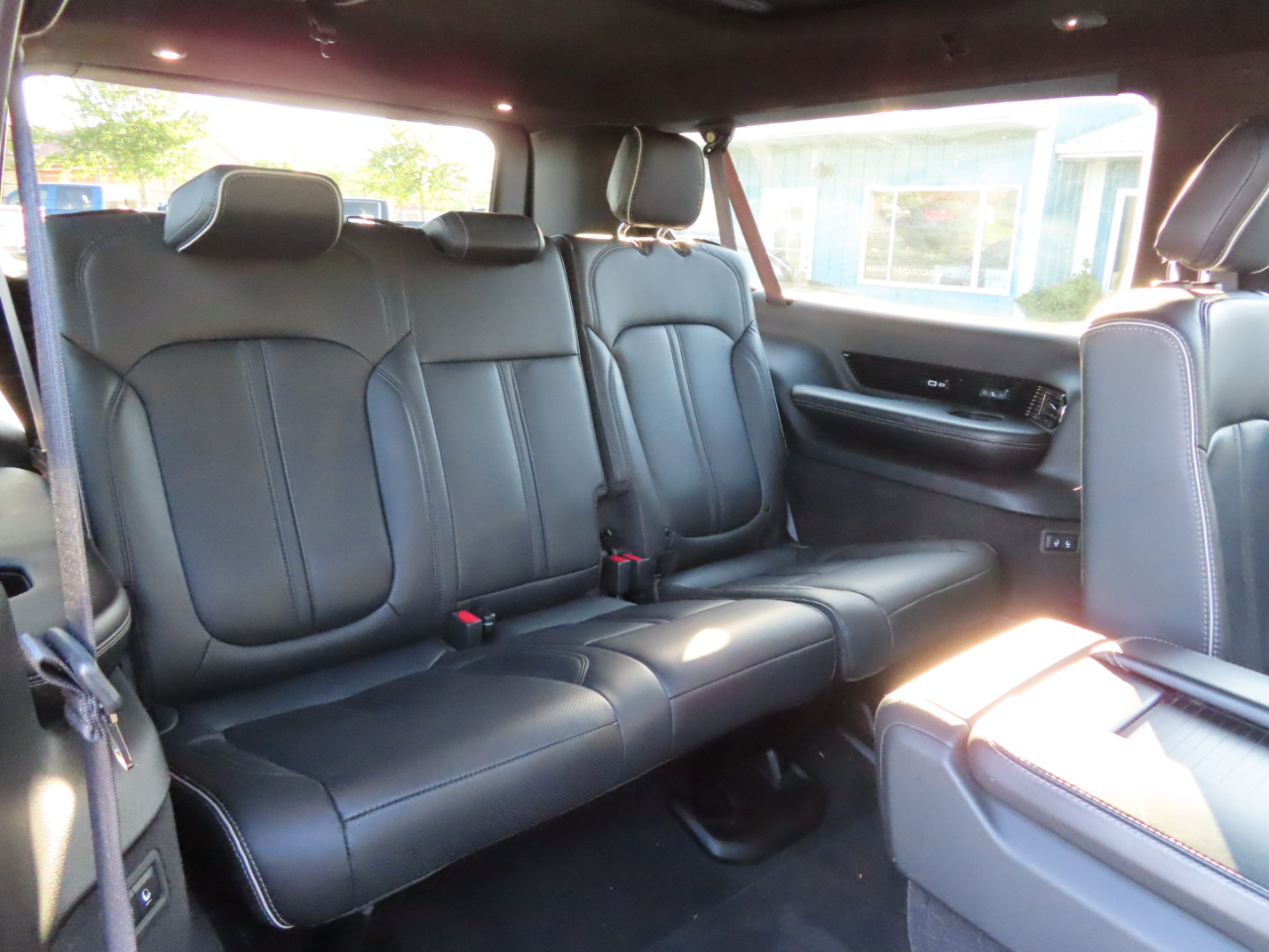 2024 Jeep Grand Wagoneer L II photo 46