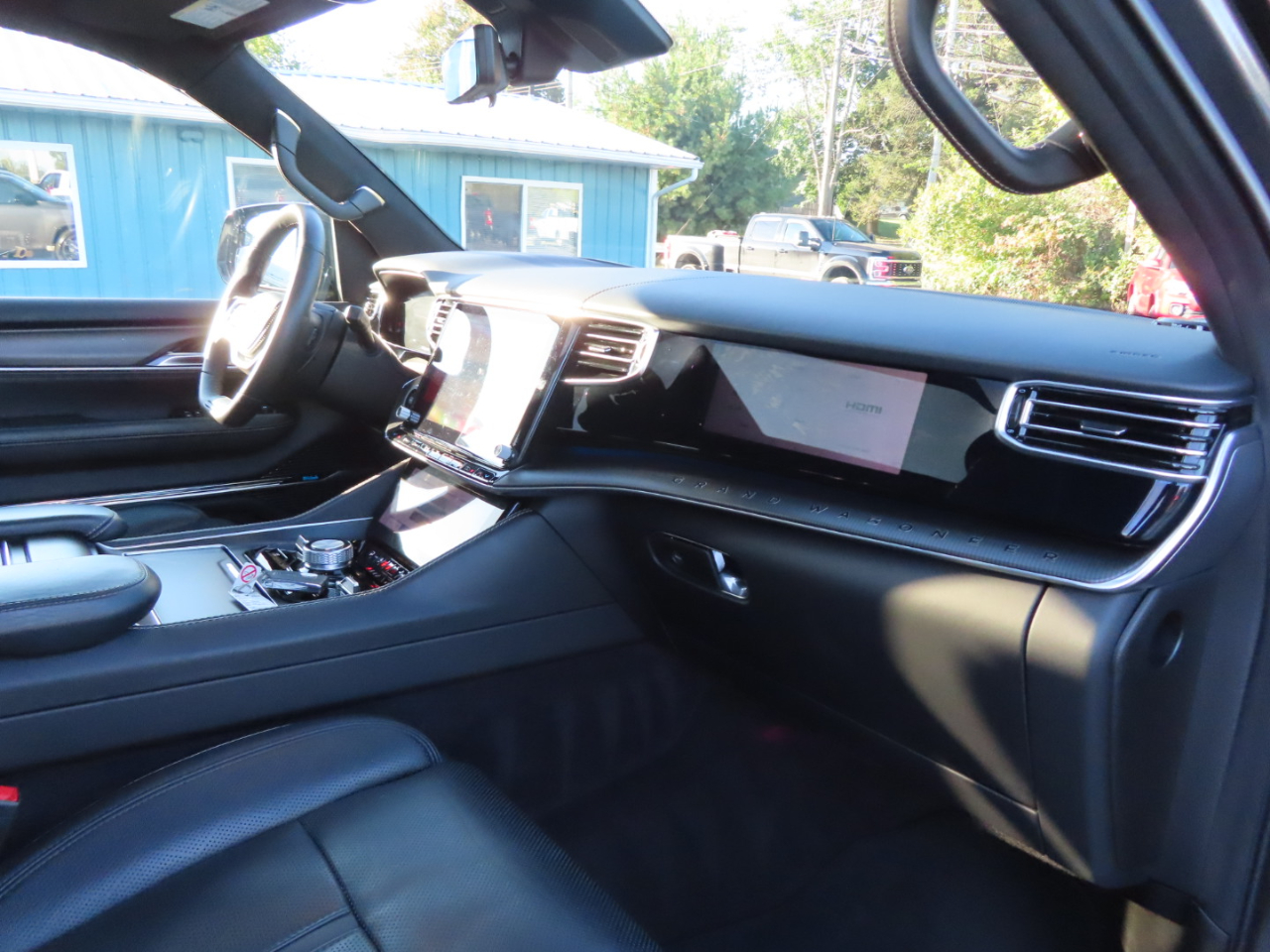 2024 Jeep Grand Wagoneer L II photo 49