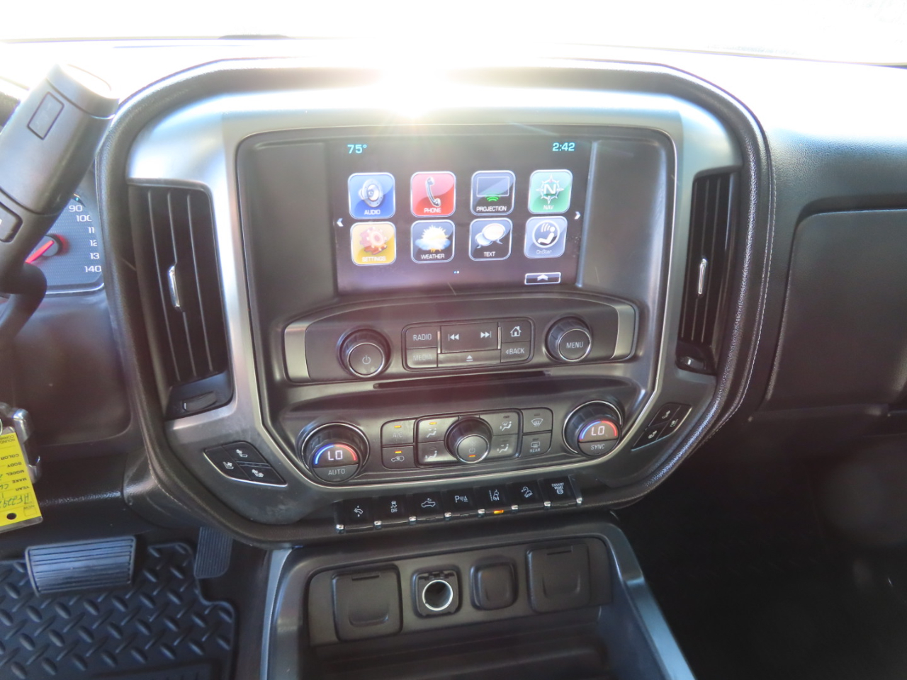 Chevrolet Silverado 2500HD 4WD Crew Cab 153.7" LTZ 2017 Chevrolet Silverado 2500HD 4WD Crew Cab 153.7" LTZ 2017