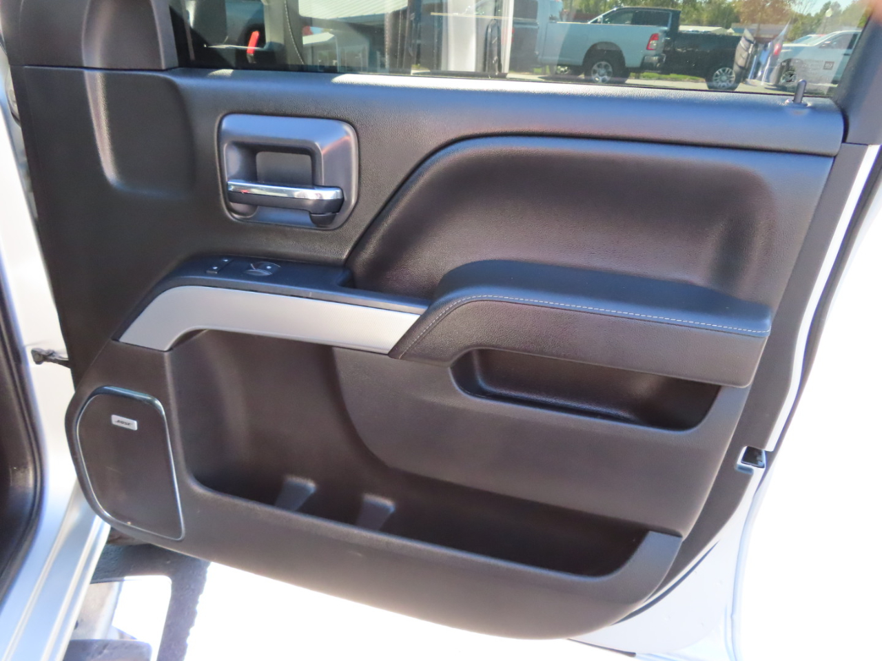 Chevrolet Silverado 2500HD 4WD Crew Cab 153.7" LTZ 2017 Chevrolet Silverado 2500HD 4WD Crew Cab 153.7" LTZ 2017