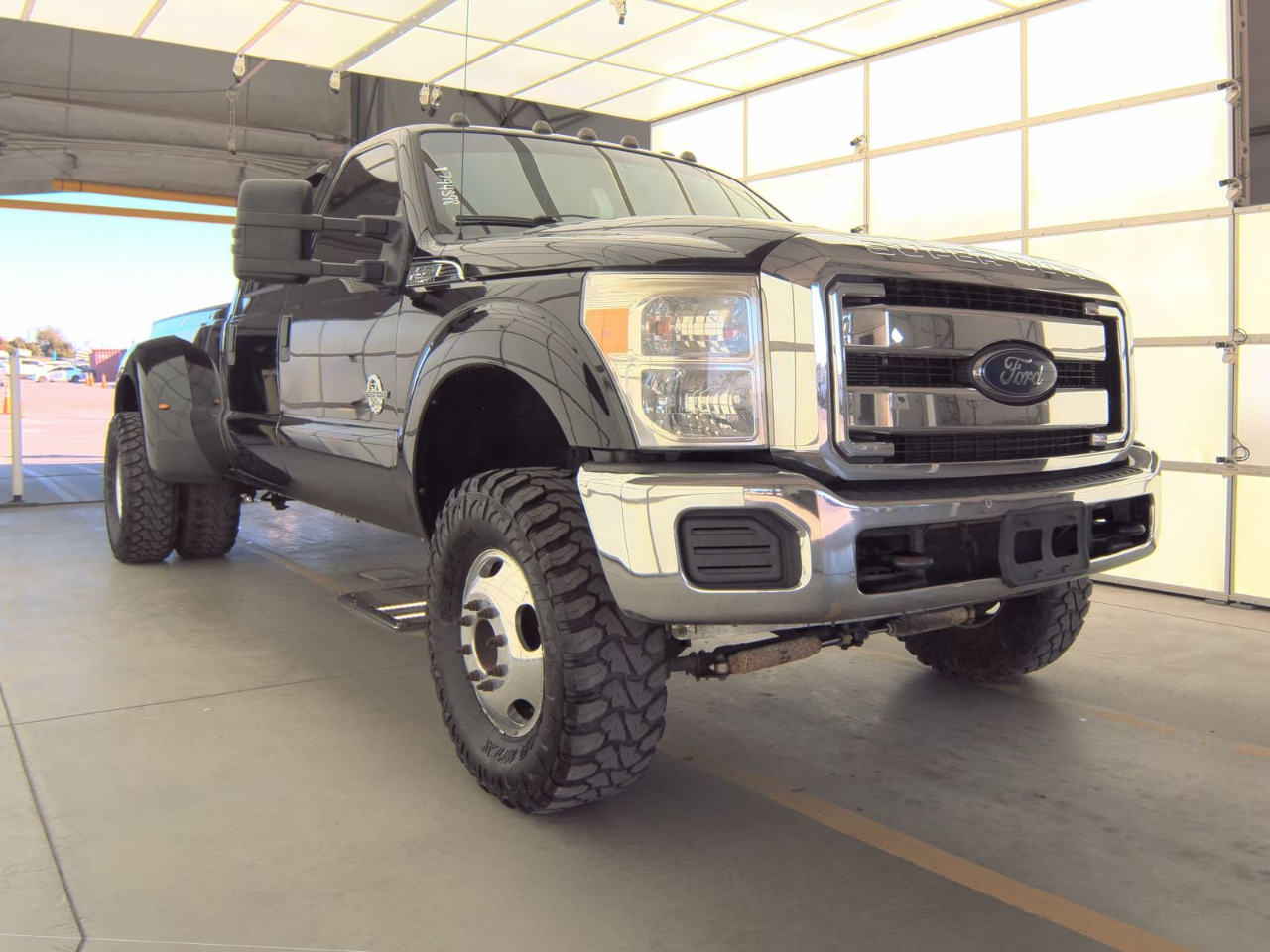 Ford Super Duty F-350 DRW 4WD Crew Cab 172" XLT 2016 Ford Super Duty F-350 DRW 4WD Crew Cab 172" XLT 2016