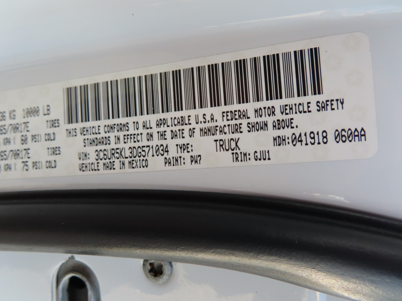 RAM 2500 4WD Crew Cab 169" Laramie 2013 RAM 2500 4WD Crew Cab 169" Laramie 2013