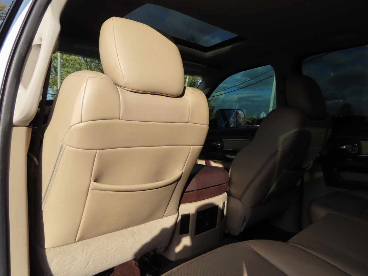 RAM 2500 4WD Crew Cab 169" Laramie 2013 RAM 2500 4WD Crew Cab 169" Laramie 2013