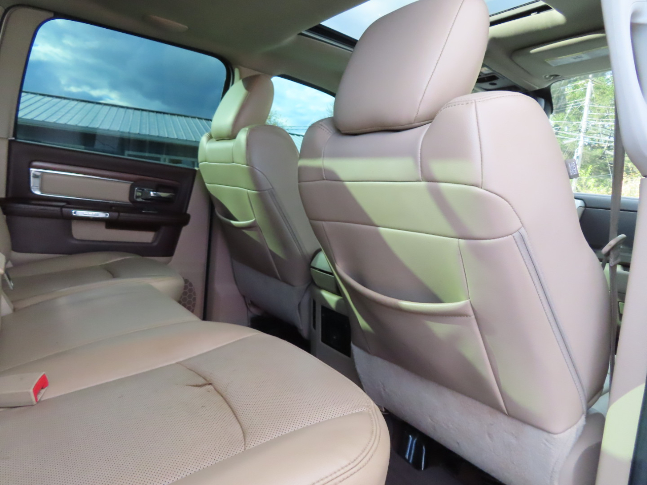 RAM 2500 4WD Crew Cab 169" Laramie 2013 RAM 2500 4WD Crew Cab 169" Laramie 2013