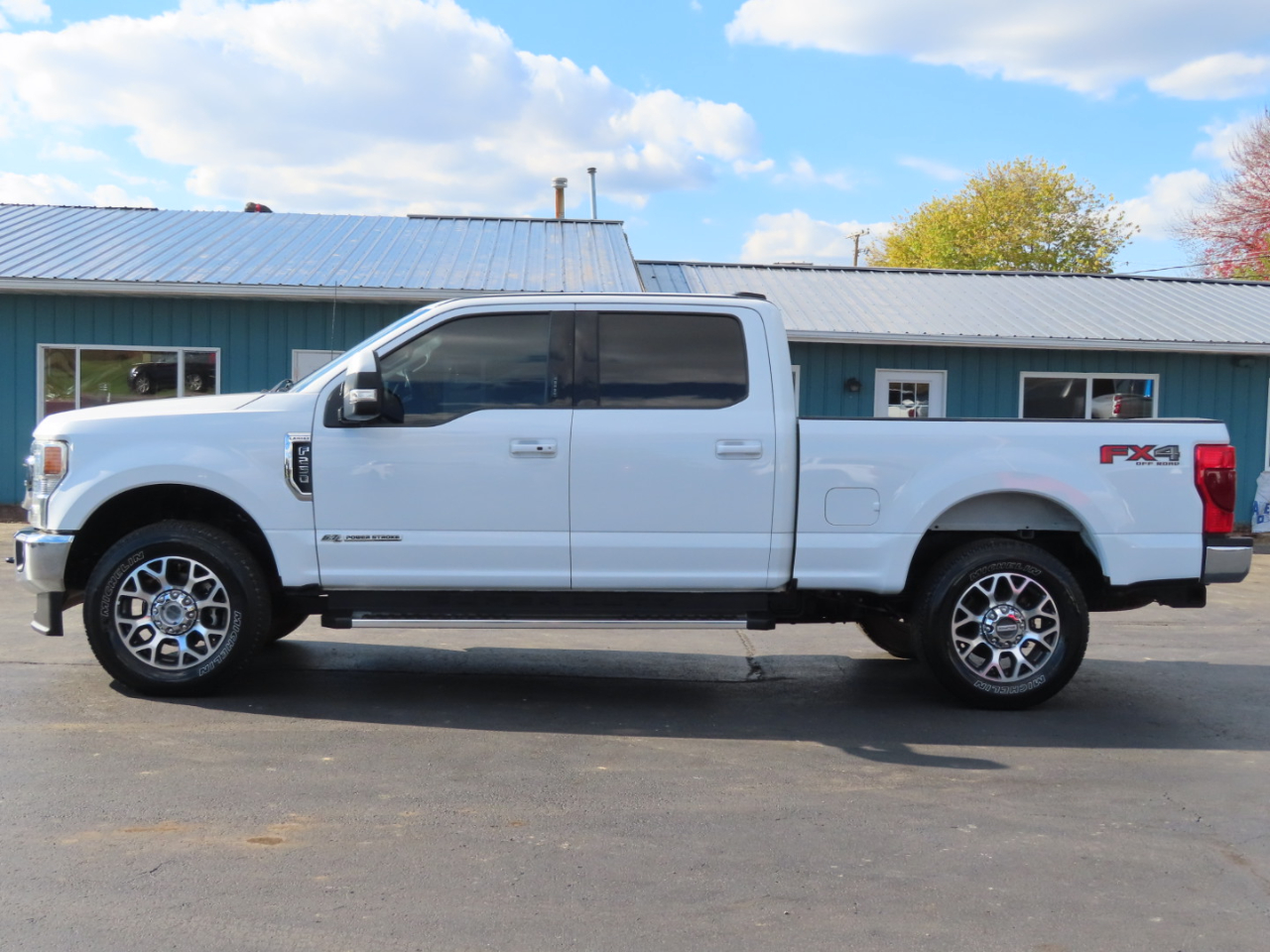 Ford Super Duty F-250 SRW Lariat 4WD Crew Cab 6.75' Box 2022 Ford Super Duty F-250 SRW Lariat 4WD Crew Cab 6.75' Box 2022