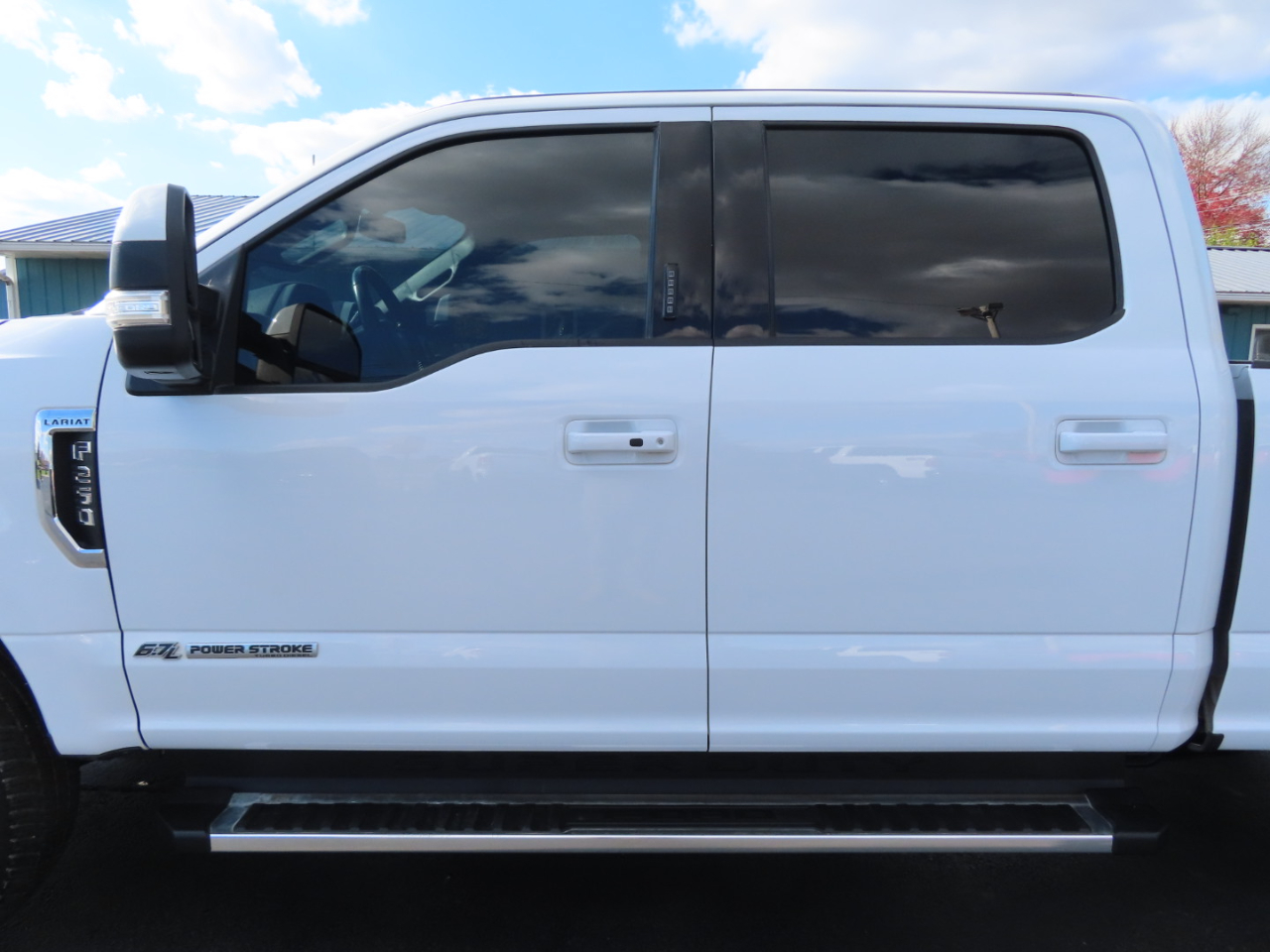 Ford Super Duty F-250 SRW Lariat 4WD Crew Cab 6.75' Box 2022 Ford Super Duty F-250 SRW Lariat 4WD Crew Cab 6.75' Box 2022