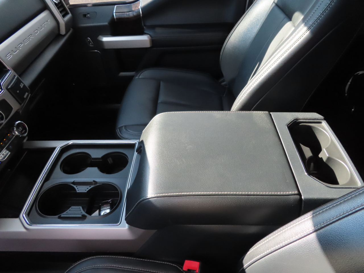 Ford Super Duty F-250 SRW Lariat 4WD Crew Cab 6.75' Box 2022 Ford Super Duty F-250 SRW Lariat 4WD Crew Cab 6.75' Box 2022