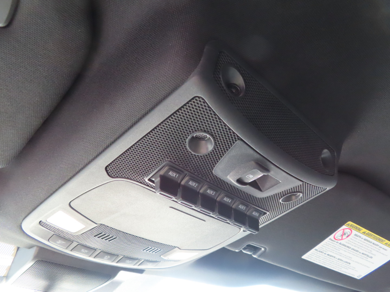 Ford Super Duty F-250 SRW Lariat 4WD Crew Cab 6.75' Box 2022 Ford Super Duty F-250 SRW Lariat 4WD Crew Cab 6.75' Box 2022