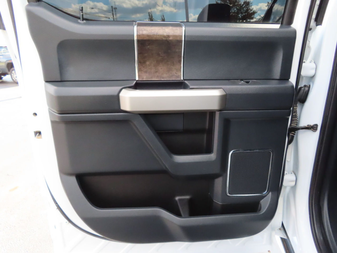 Ford Super Duty F-250 SRW Lariat 4WD Crew Cab 6.75' Box 2022 Ford Super Duty F-250 SRW Lariat 4WD Crew Cab 6.75' Box 2022