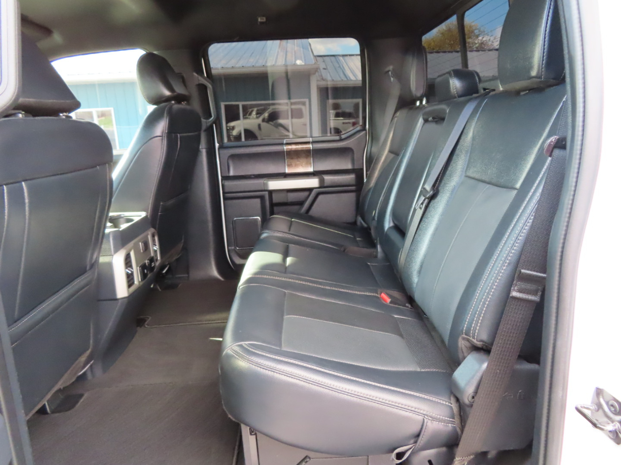 Ford Super Duty F-250 SRW Lariat 4WD Crew Cab 6.75' Box 2022 Ford Super Duty F-250 SRW Lariat 4WD Crew Cab 6.75' Box 2022